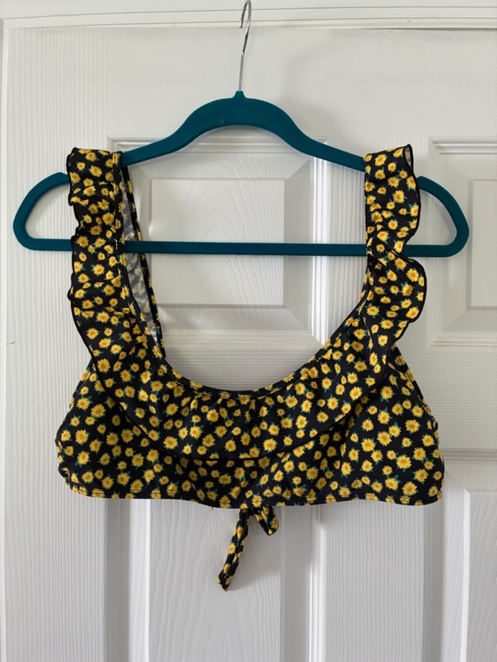 Yellow Daisy Ruffle Crop Top - Women